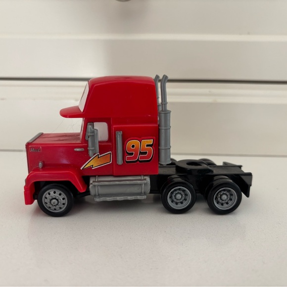 Cars Mack Toy - Picture 4 of 5